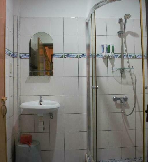 스탠다드 룸 호수 전망, Romlan