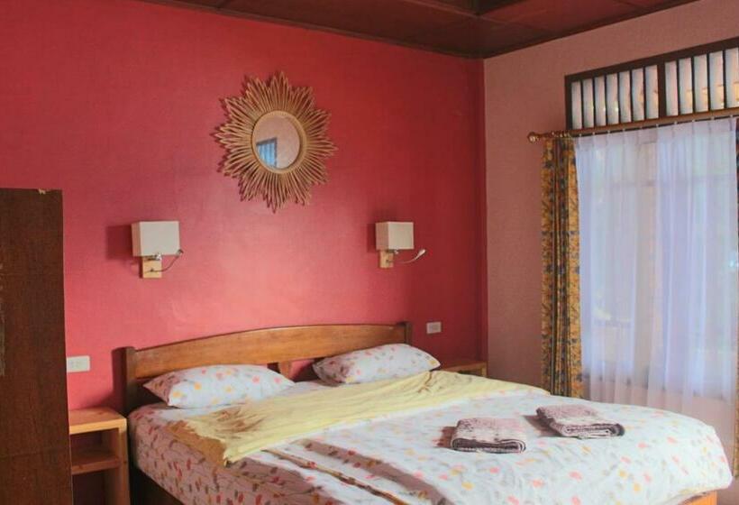 스탠다드 룸 호수 전망, Romlan