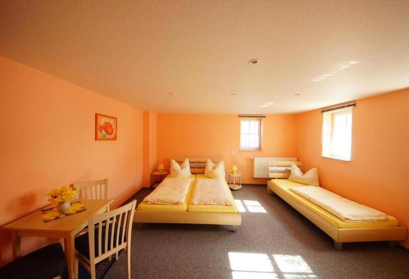 스탠다드 트리플 룸, Pension Prietzel