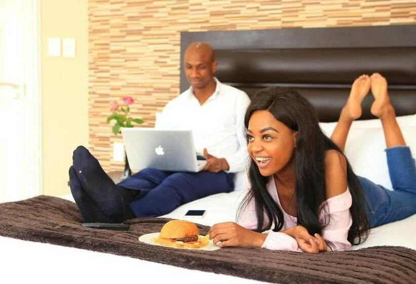 标准间, Bayside Hotel 100 Pixley Kaseme Street