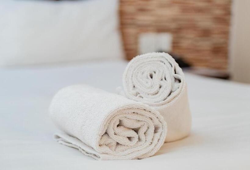 Номер Стандарт, Bayside Hotel 100 Pixley Kaseme Street