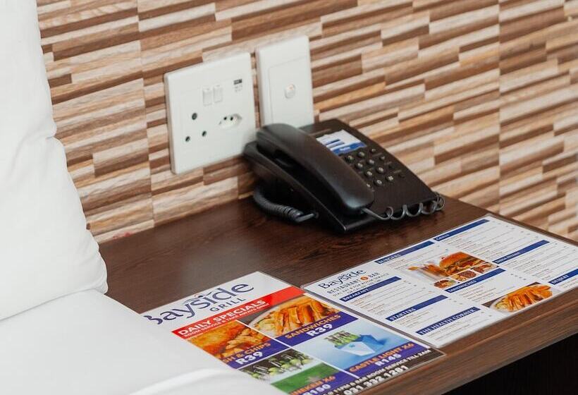 标准间, Bayside Hotel 100 Pixley Kaseme Street