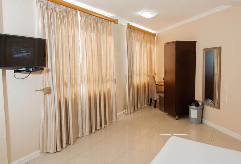 标准间, Bayside Hotel 100 Pixley Kaseme Street