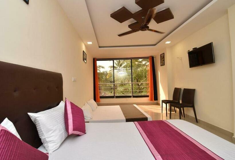 غرفة ديلوكس عائلية, T0ms Beach H0use G0a