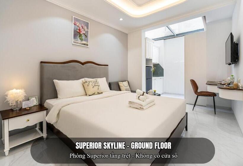 اتاق سوپریور, The Royal Homies  Phu My Hung