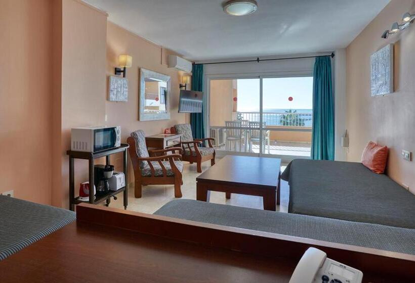 스탠다드 스튜디오, Apartamentos La Jabega