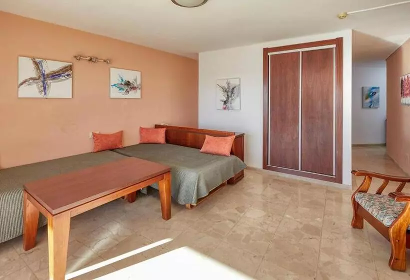 1 Bedroom Apartment City View, Apartamentos La Jabega