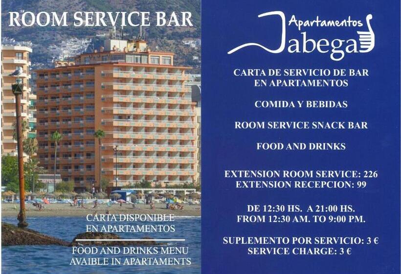 스탠다드 스튜디오, Apartamentos La Jabega