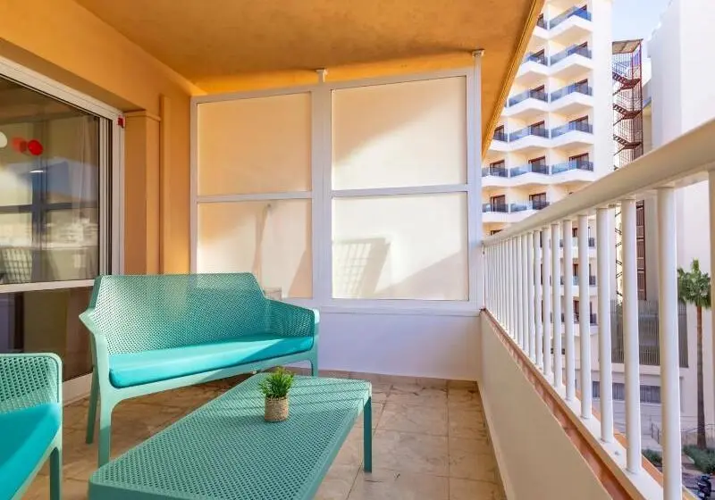 1 Bedroom Apartment City View, Apartamentos La Jabega