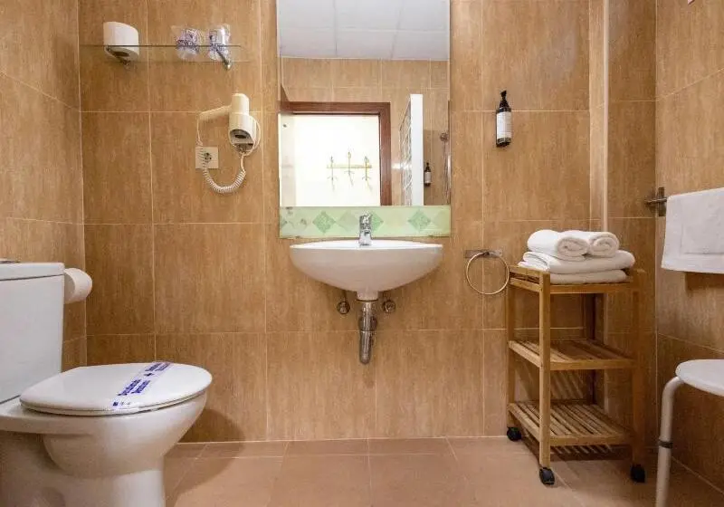 1 Bedroom Apartment City View, Apartamentos La Jabega