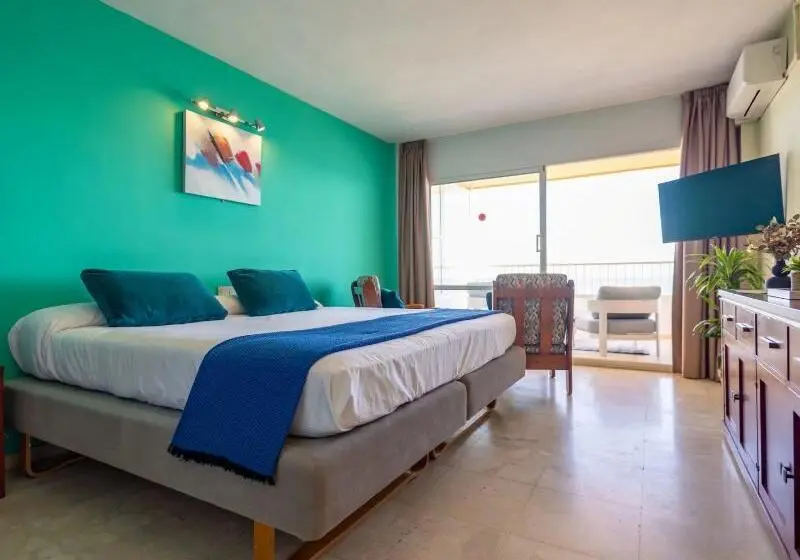Superior-studio, Apartamentos La Jabega