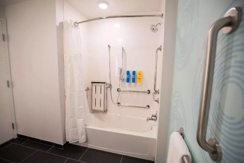 استودیوی استاندارد, Apartamentos Zodiac