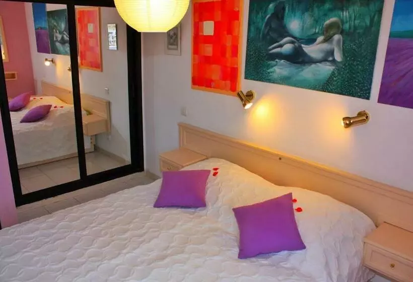 1 Bedroom Penthouse Apartment, Cura Sol