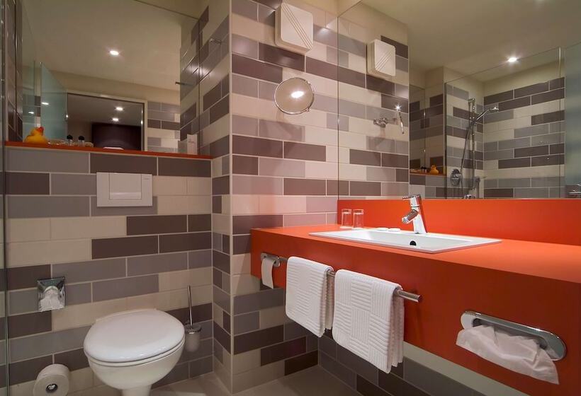 اتاق اکونومی, Atlantic Hotel Galopprennbahn