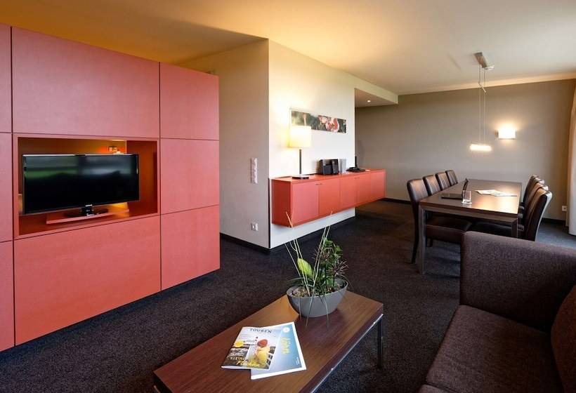 استودیوی استاندارد, Atlantic Hotel Galopprennbahn