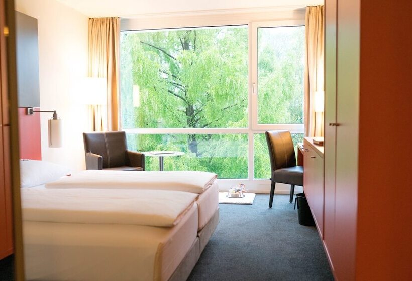 اتاق راحتی, Atlantic Hotel Galopprennbahn