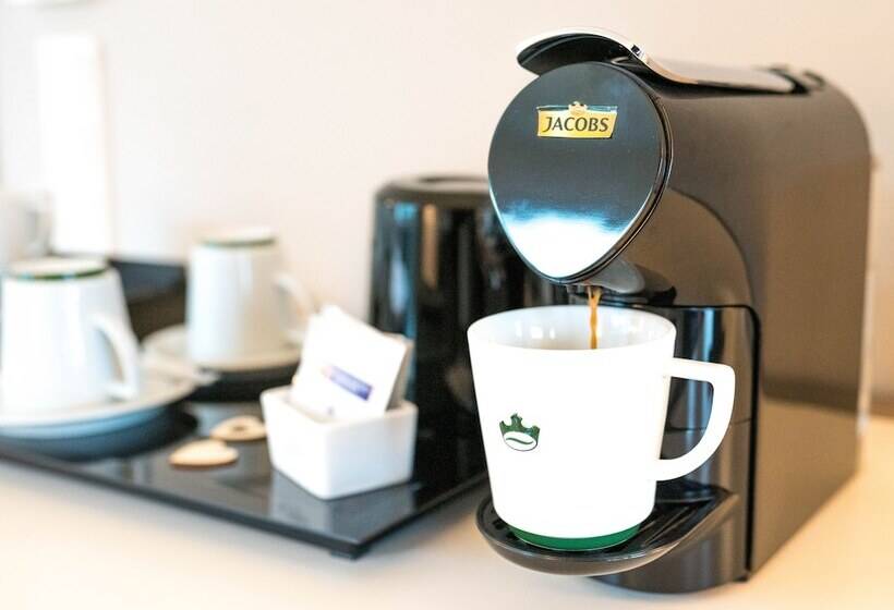 استودیوی استاندارد, Atlantic Hotel Galopprennbahn