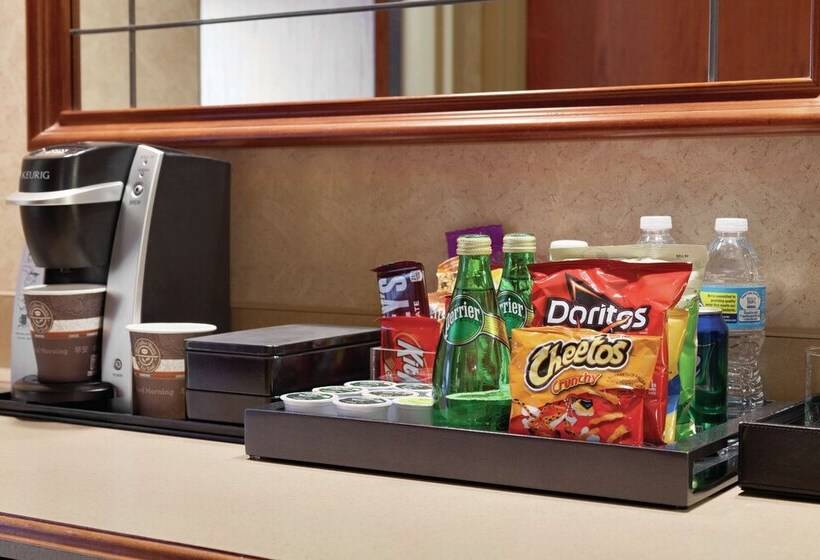 غرفة قياسية لذوى الاحتياجات الخاصة, Hilton Garden Inn Portland/lake Oswego