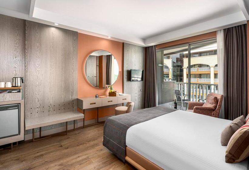 اتاق خانوادگی, Arycanda Kirman Premium   Ultra All Inclusive