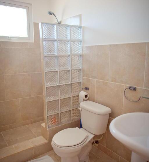 חדר סטנדרט לשלושה עם מרפסת, Kite Beach Inn