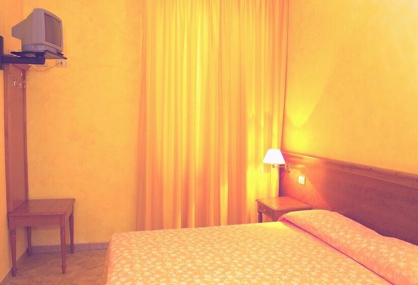 Standardzimmer, Kriss