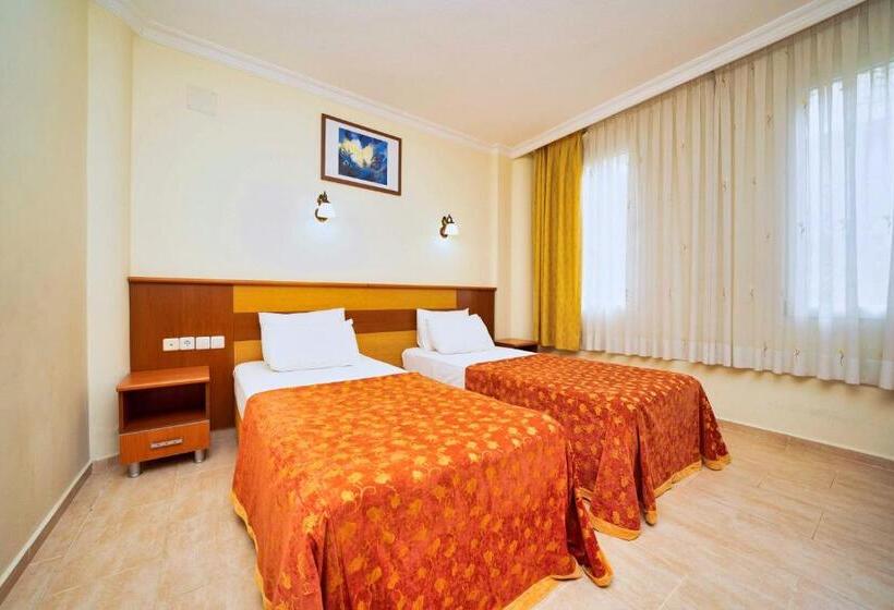 스탠다드 룸, Mavruka