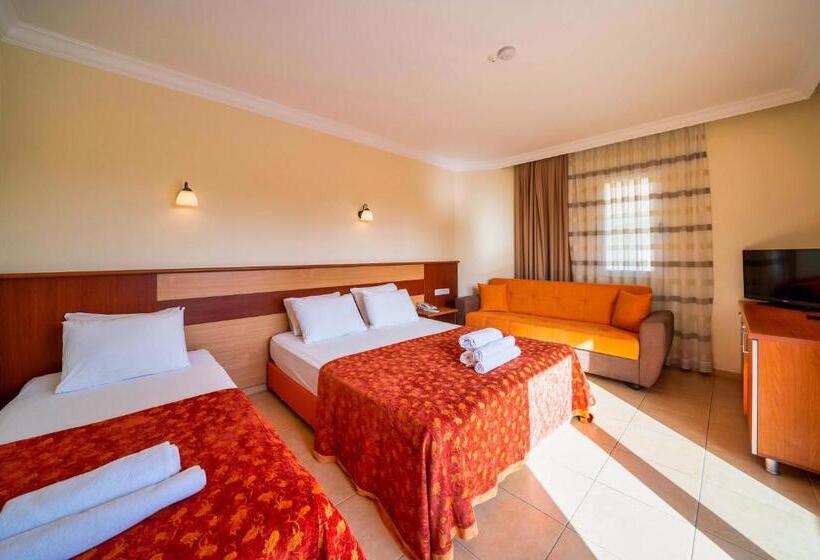 4인용 스탠다드 룸, Mavruka