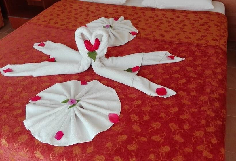 스탠다드 룸, Mavruka