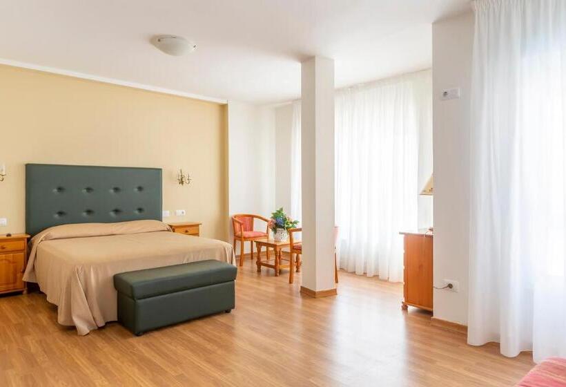 סוויטה, Nautilus