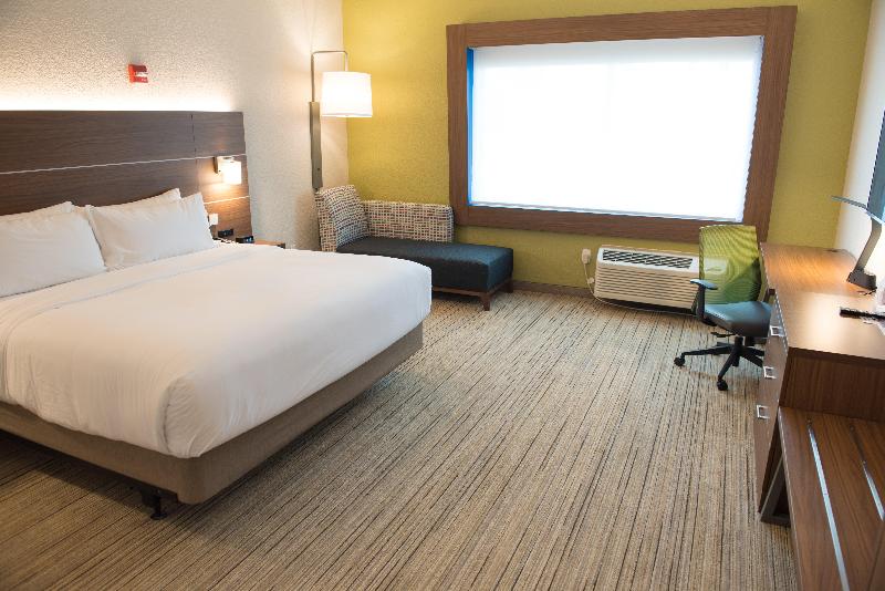 Стандартный Номер Кровать Кинг, Holiday Inn Express & Suites Dayton North   Vandalia, An Ihg