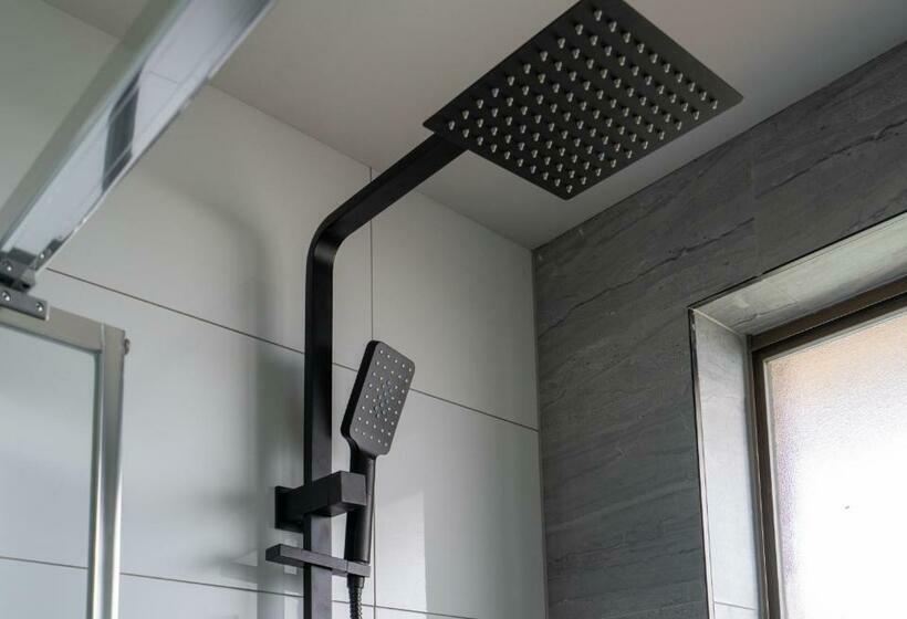 חדר סטנדרט יחיד מיטת קווין, Lakeside Inn Wollongong