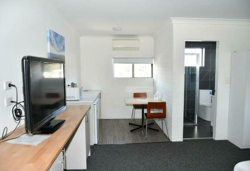 חדר משפחתי עם מיטת קומתיים, Lakeside Inn Wollongong