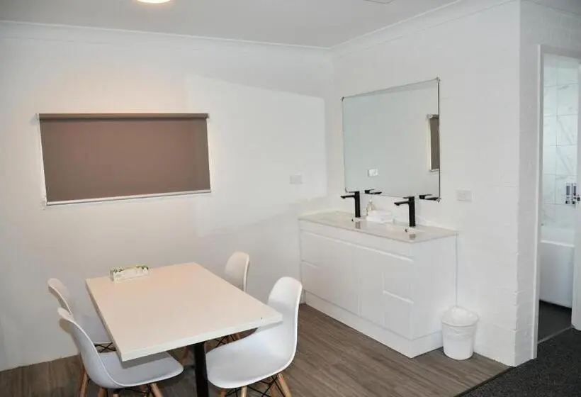 ファミリールーム, Lakeside Inn Wollongong