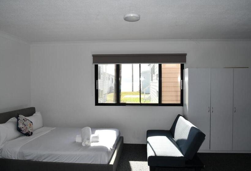 Семейный Номер, Lakeside Inn Wollongong