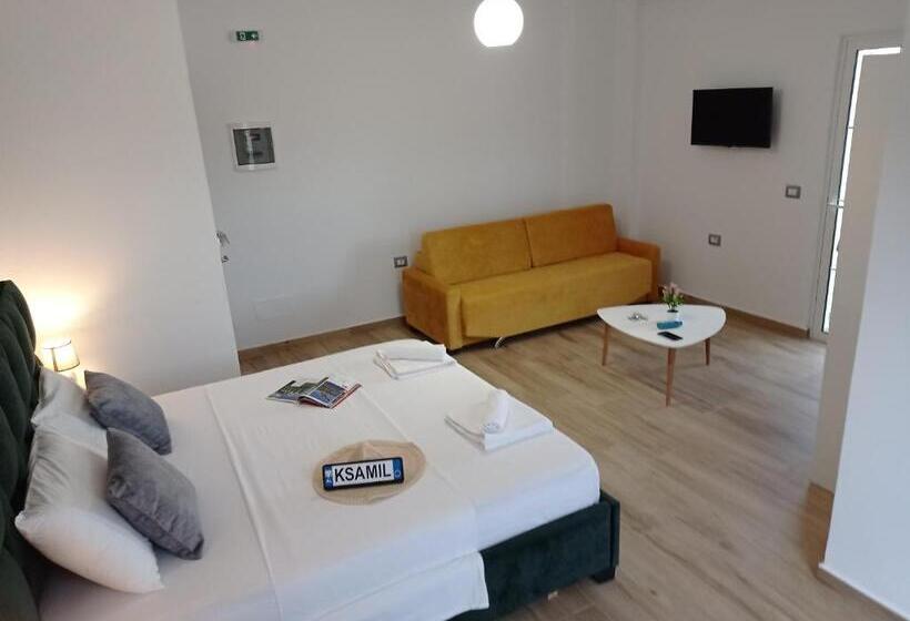 Standard Trippelrum med Balkong, Tre Isole Ksamil