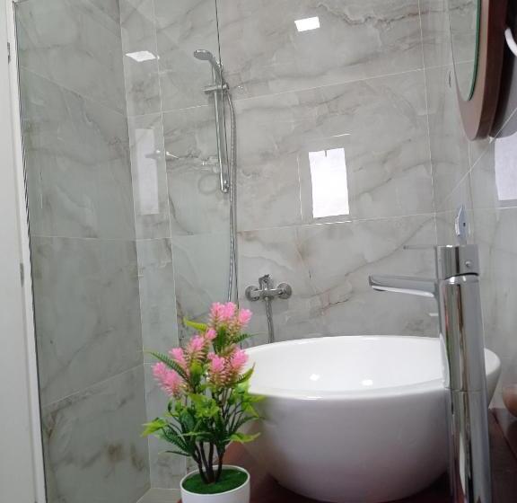 Deluxe Trippelrum, Tre Isole Ksamil