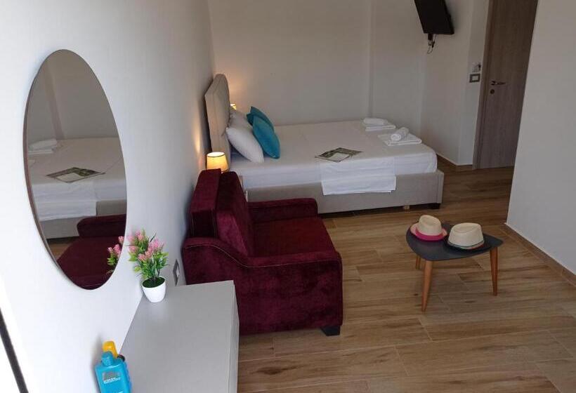 اتاق لوکس سه تخته, Tre Isole Ksamil