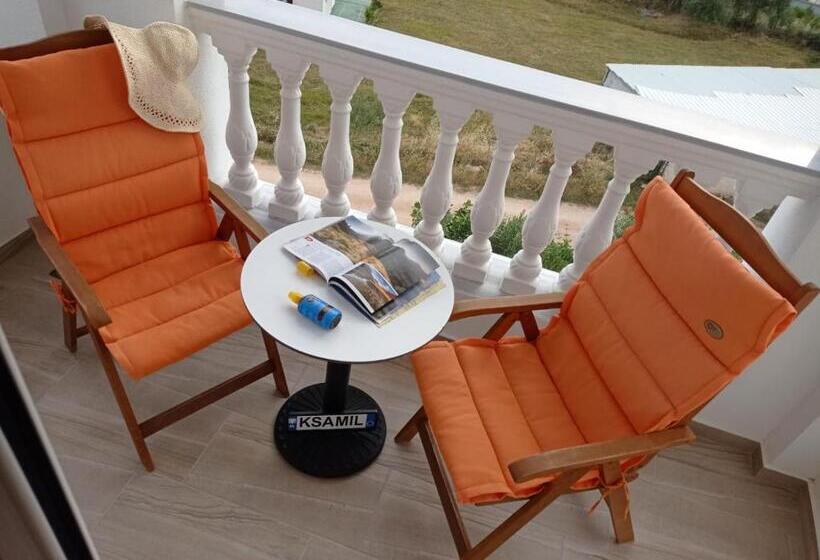 Standardstudio med terrass, Tre Isole Ksamil