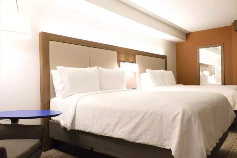 Sviitti Liikuntarajoitteisille, Holiday Inn Express Seattle Sea Tac Airport, An Ihg