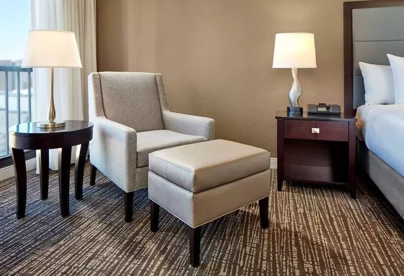 エクゼクティブスイート, Hyatt Regency Tulsa Downtown