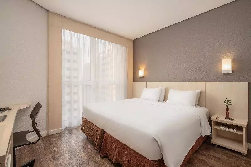اتاق لوکس, Intercity Florianopolis