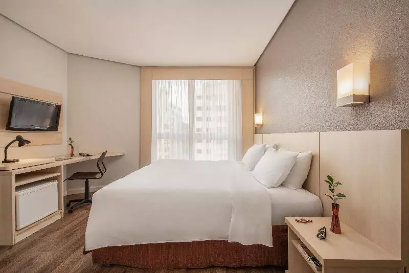 اتاق لوکس, Intercity Florianopolis