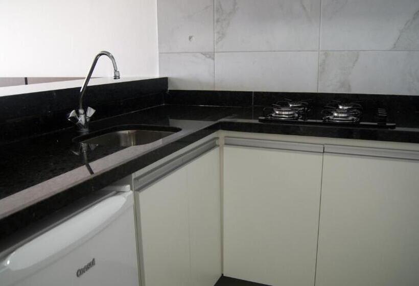 إستوديو قياسى, Littoral Tambau Flat