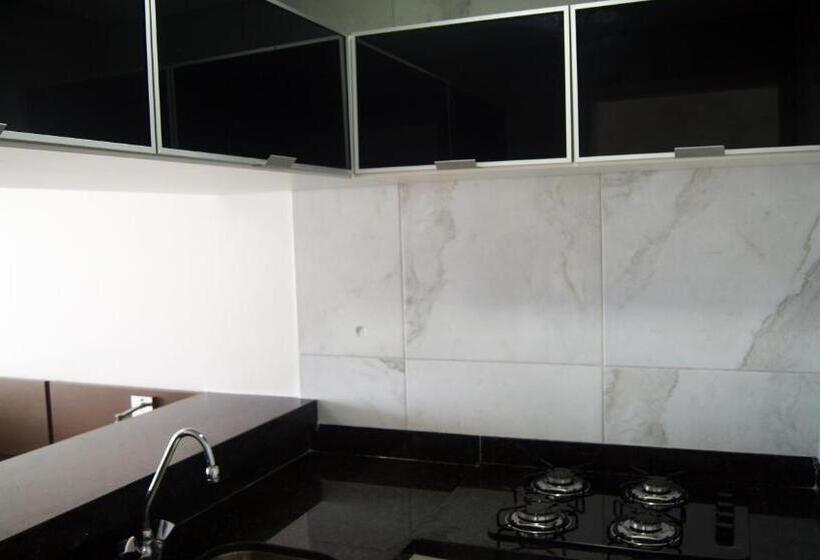 إستوديو قياسى, Littoral Tambau Flat