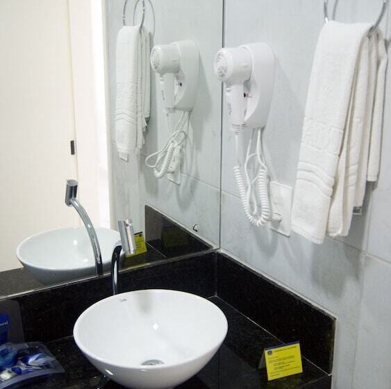 إستوديو قياسى, Littoral Tambau Flat