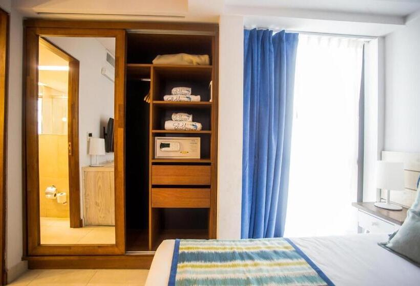 スタンダードルーム, Marqués Del Mar