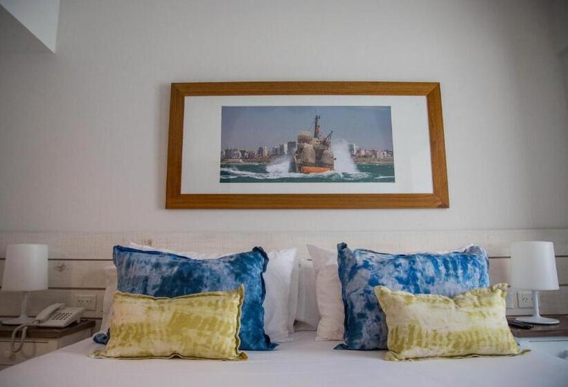 デラックスルーム, Marqués Del Mar