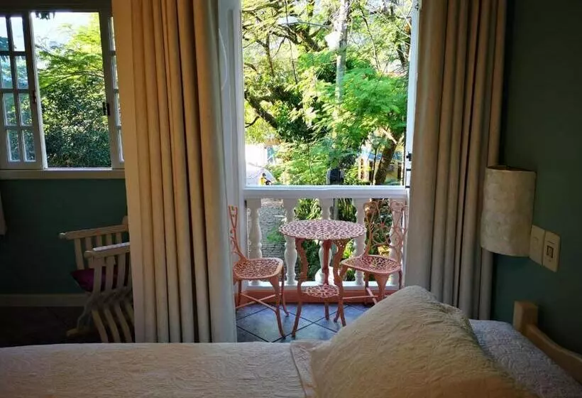 اتاق استاندارد با بالکن, Pousada Casablanca