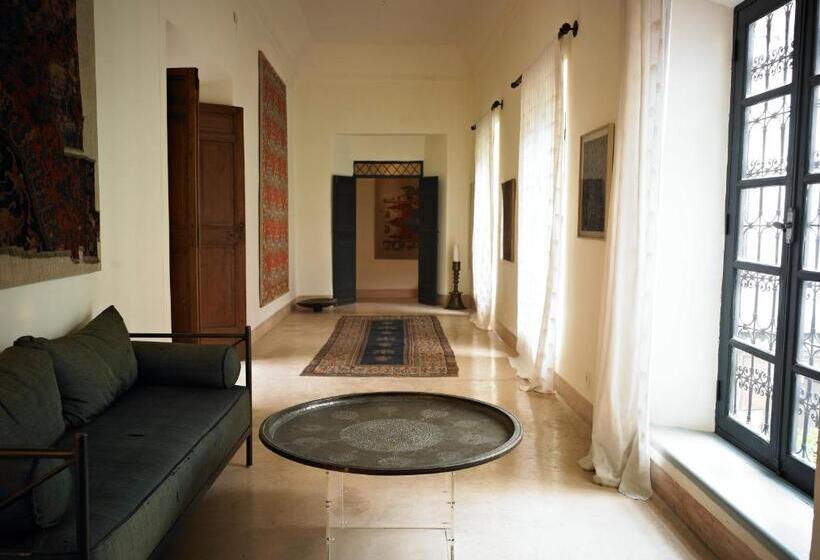 سوئیت سینیور, Riyad El Cadi