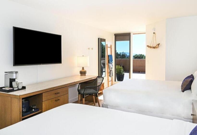 اتاق استاندارد با چشمانداز, Sky Rock Sedona, A Tribute Portfolio